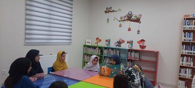 جمع خوانی کتاب «مهمان خراسان» به مناسبت ولادت امام رضا علیه السلام